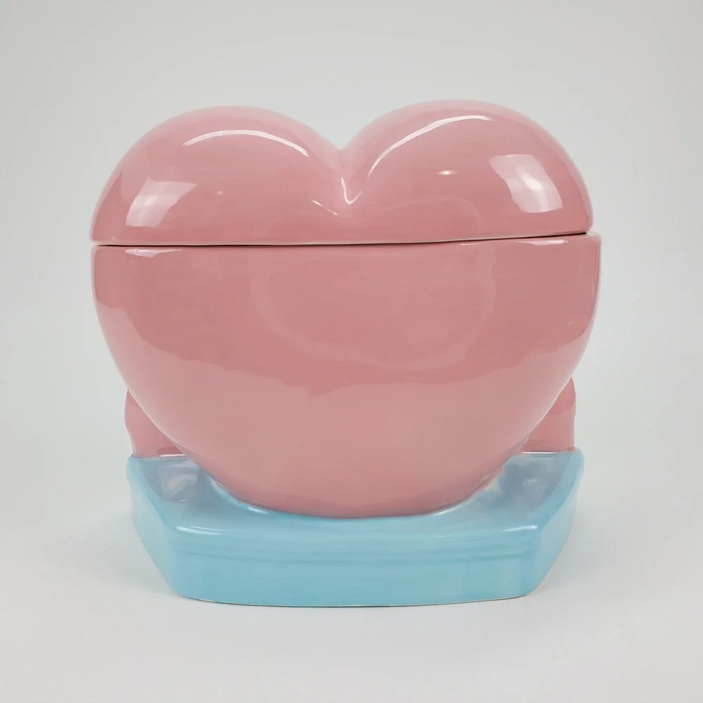 I Love Lucy Chocolate Factory Heart Ceramic Cookie Jar Westland Giftware 19830